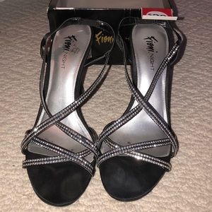 Fioni Jazz Heels